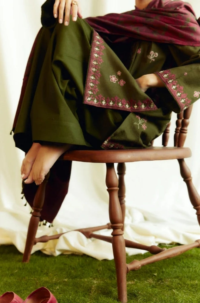 Zara Shah Jahan - 3PC Unstitched Dhanak Embroidered Shirt with Printed Shawl and Trouser - ES1034