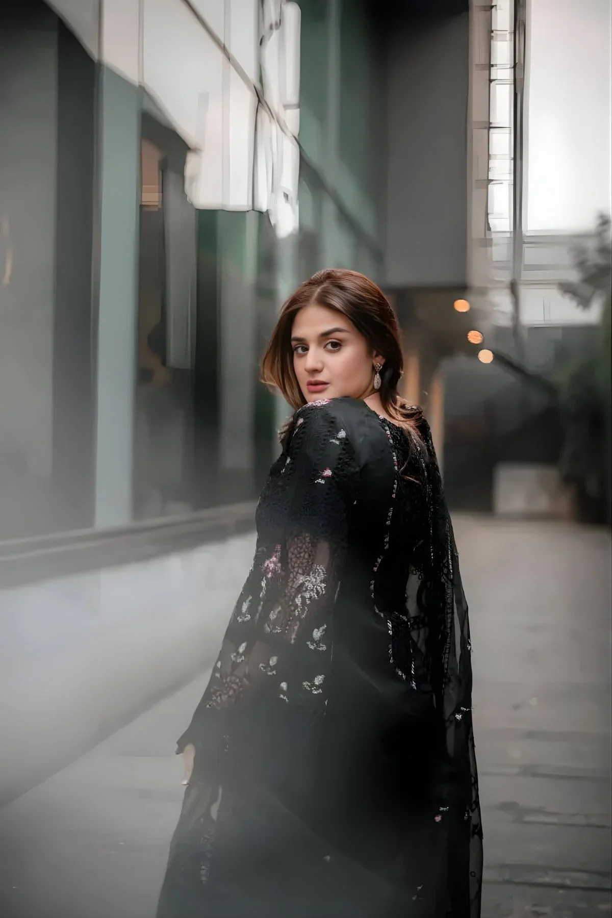 Aneelas - 3PC Unstitched Lawn Embroidered Chicken Kari Shirt with Embroidered Khaddi Net Dupatta - ES 2236