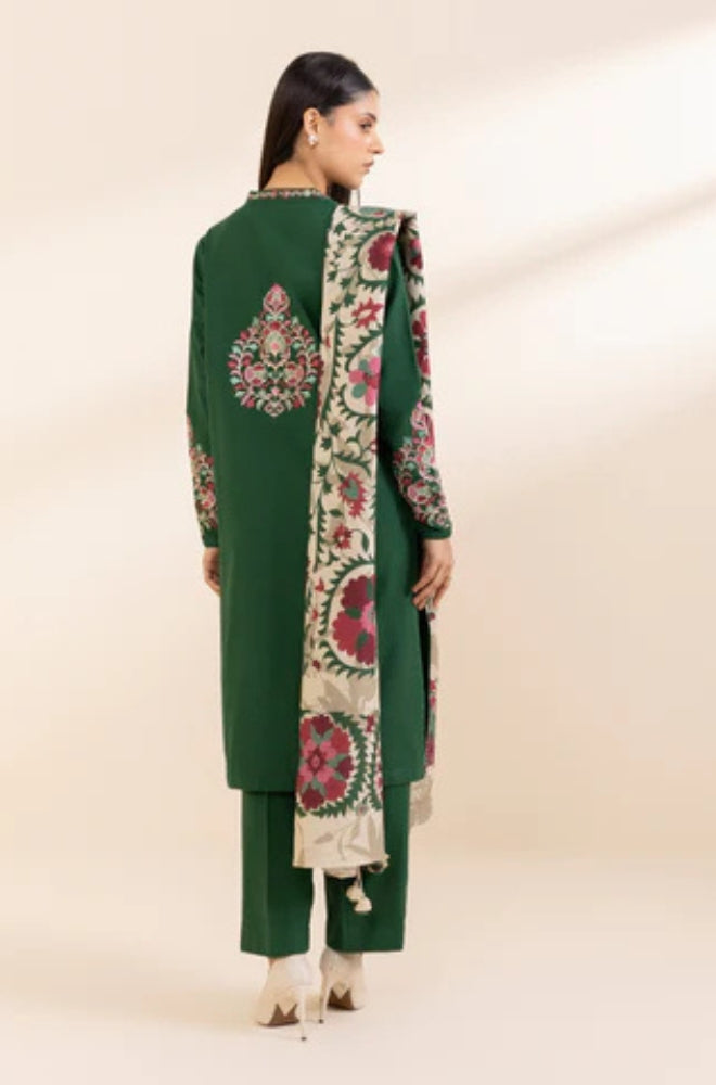 Sapphire - 3PC Unstitched Khaddar Embroidered Front with Digital Printed Shawl and Plain Trouser - ES1213