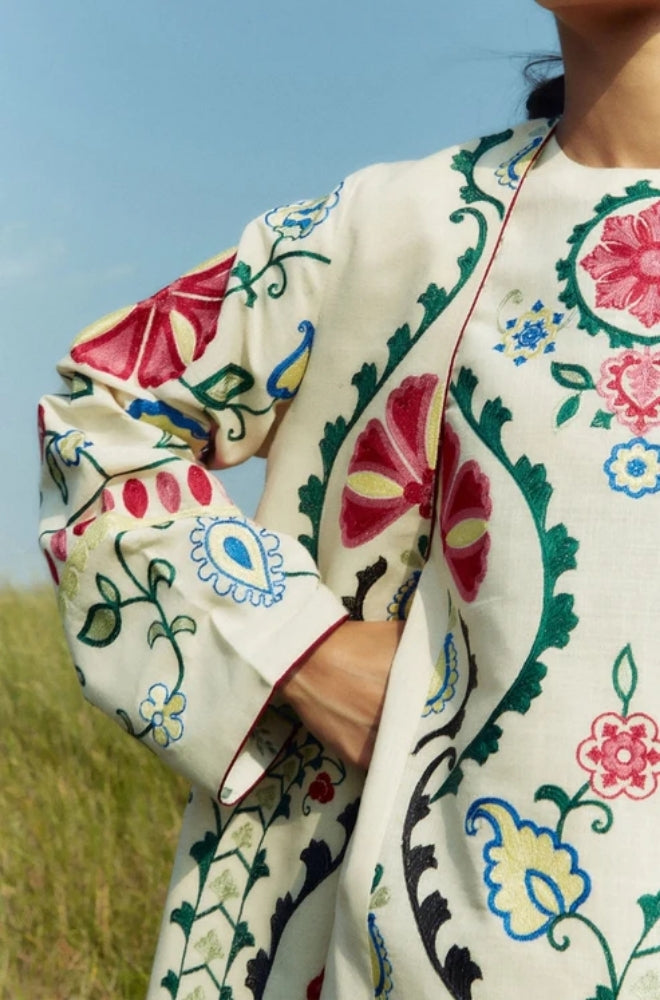Zara Shah Jahan - 3PC Unstitched Dhanak Embroidered Shirt with Dhanak Embroidered Shawl and Trouser - ES1048