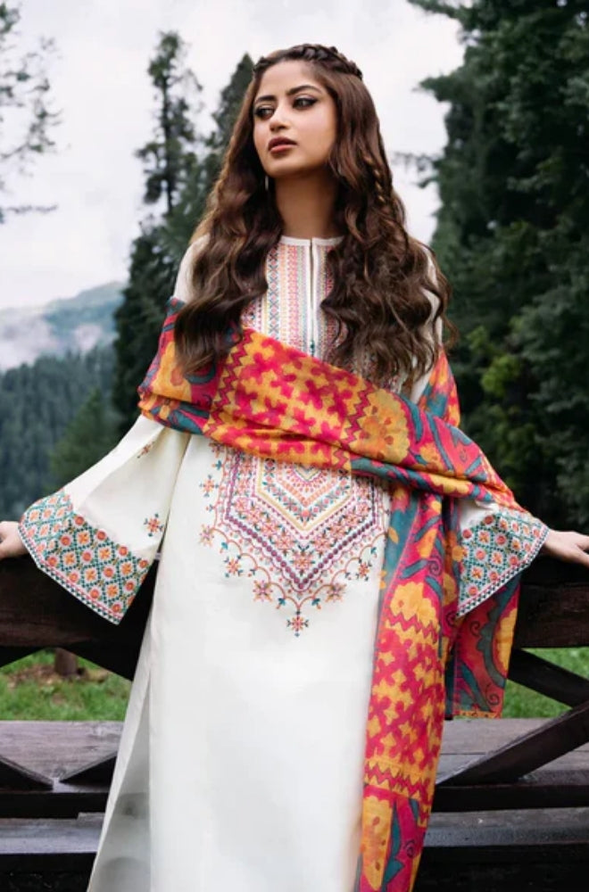 Sapphire - 3 PC Unstitched Khaddar Embroidered Shirt with Printed Shawl and Trouser - ES1083