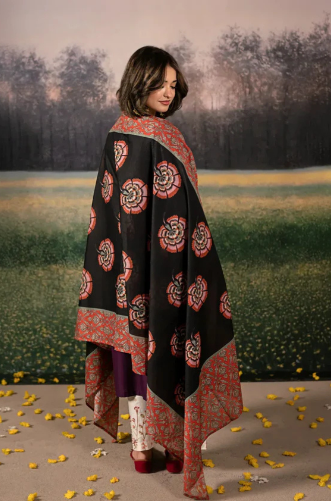 URGE - 3PC Unstitched Lawn Embroidered Shirt with Printed Chiffon Dupatta - ES 2198