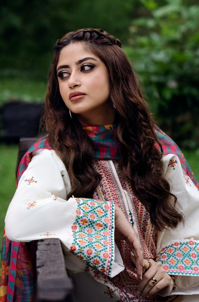 Sapphire - Lawn 3PC Unstitched Embroidered Shirt with Printed Cotton Net Dupatta - ES1242