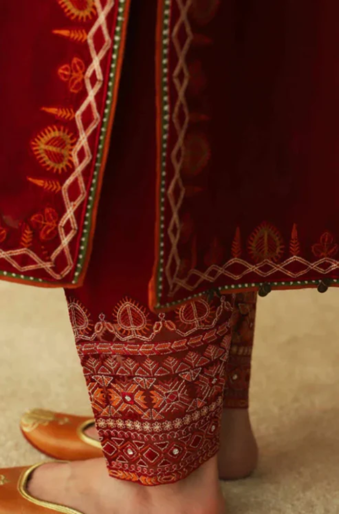 Embroidered Dhanak Unstitched 3PC Set - ES1752