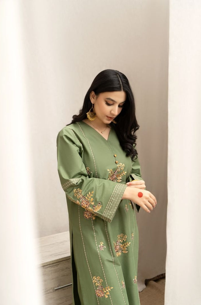 URGE - 3PC Unstitched Dhanak Embroidered Shirt with Digital Printed Shawl and Embroidered Trouser- ES1206