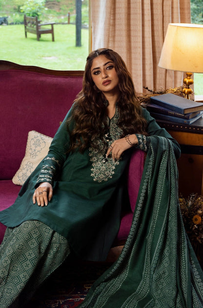 Sapphire - 3PC Unstitched Khaddar Printed and Embroidered Front with Printed Khaddar Shawl and Printed Trouser -ES1212