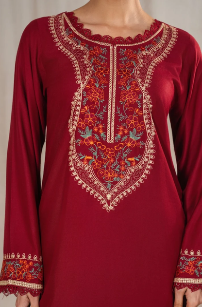 IZNIK - 3PC Unstitched Dhanak Embroidered Shirt with Dhanak Embroidered Dupatta and Printed Trouser-8006