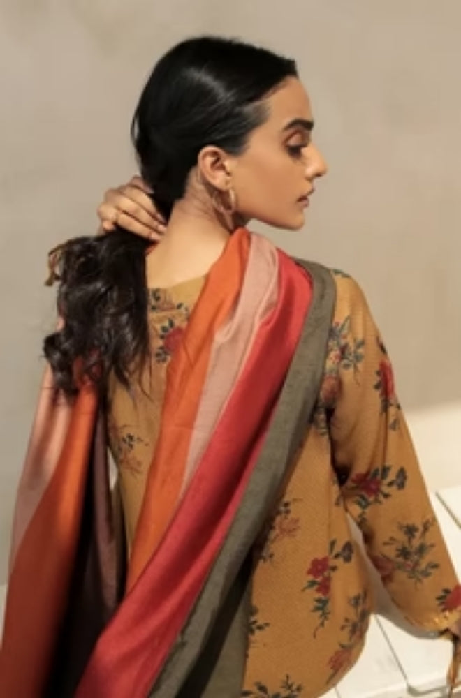 Baroque - 3PC Unstitched Digital Printed Khaddar Shirt with Printed Khaddar Dupatta and Trouser - ES1182