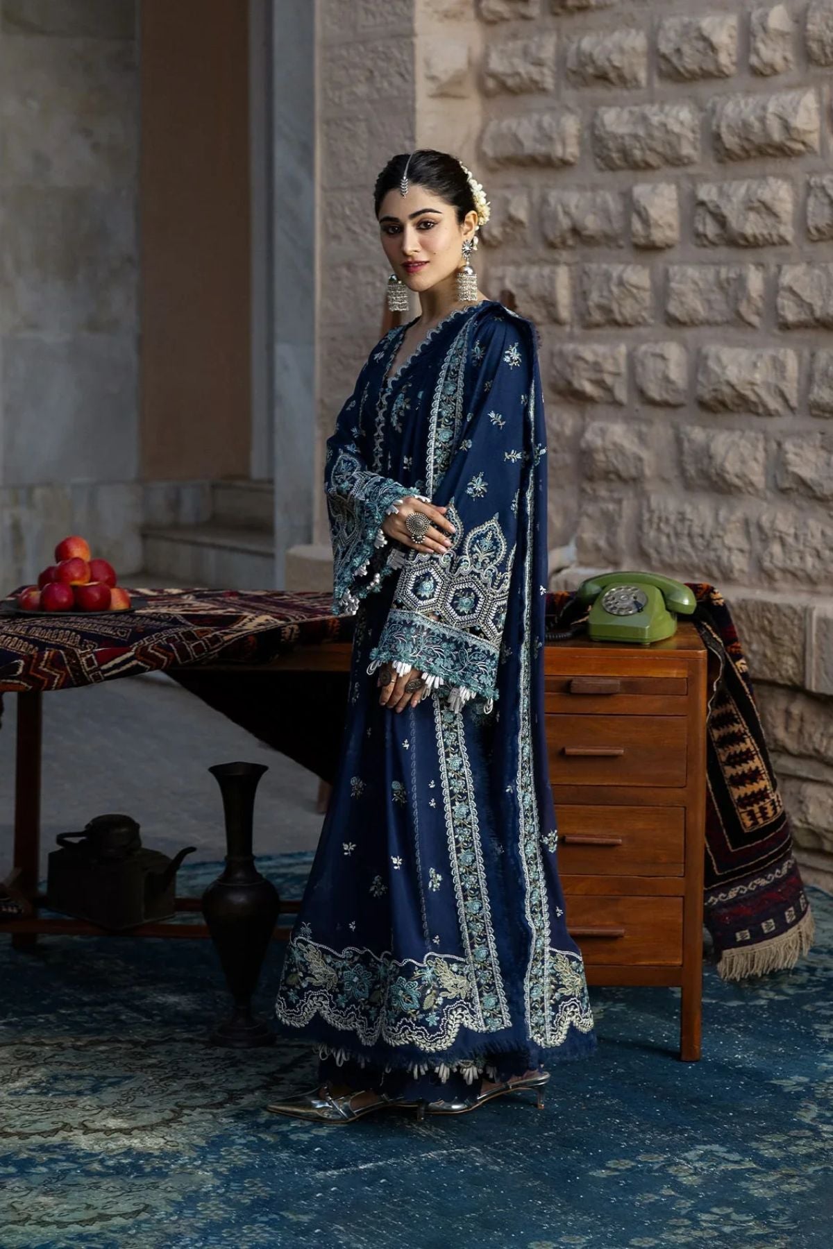Kahf - 3PC Unstitched Lawn Embroidered Shirt with Embroidered Crinkle Dupatta and Trouser - ES 2228