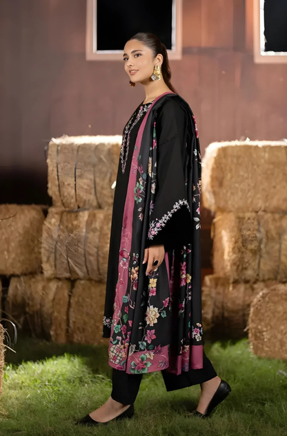 Maryam N Marya - 3PC Khaddar Embroidered Shirt with Digital Printed Dupatta and Trouser - ES 2101