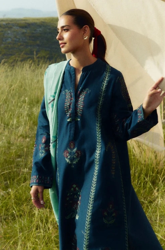 Zara Shah Jahan - 3PC Unstitched Dhanak Embroidered Shirt with Printed  Shawl and Trouser - ES1031