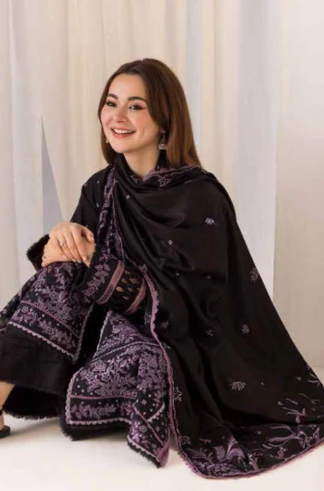 Sobia Nazir - 3PC Unstitched Lawn Embroidered Shirt with Embroidered Crinkle Dupatta - ES 2167