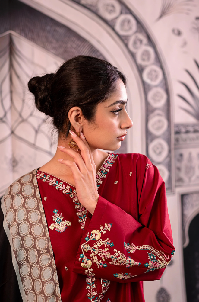 Urge- 3PC Unstitched Dhanak Embroidered Shirt with Digital Printed shawl and Embroidered Trouser- ES 1708