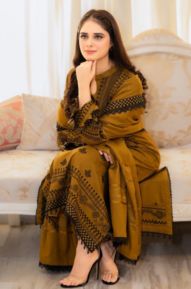 Libaas - 3PC Unstitched Dhanak Embroidered Shirt with Dhanak Embroidered Dupatta ES-1226