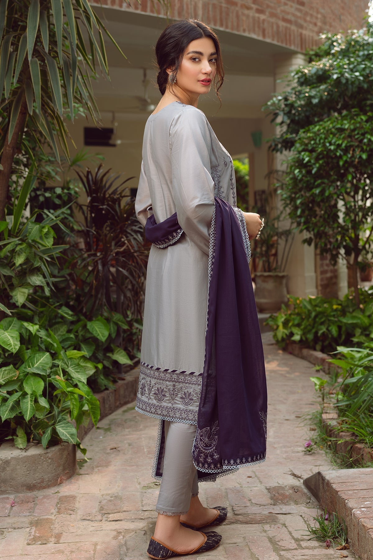 Jazmin - 3PC Lawn Embroidered Shirt with Bamber Chiffon Embroidered Dupatta and Trousers - ES1124